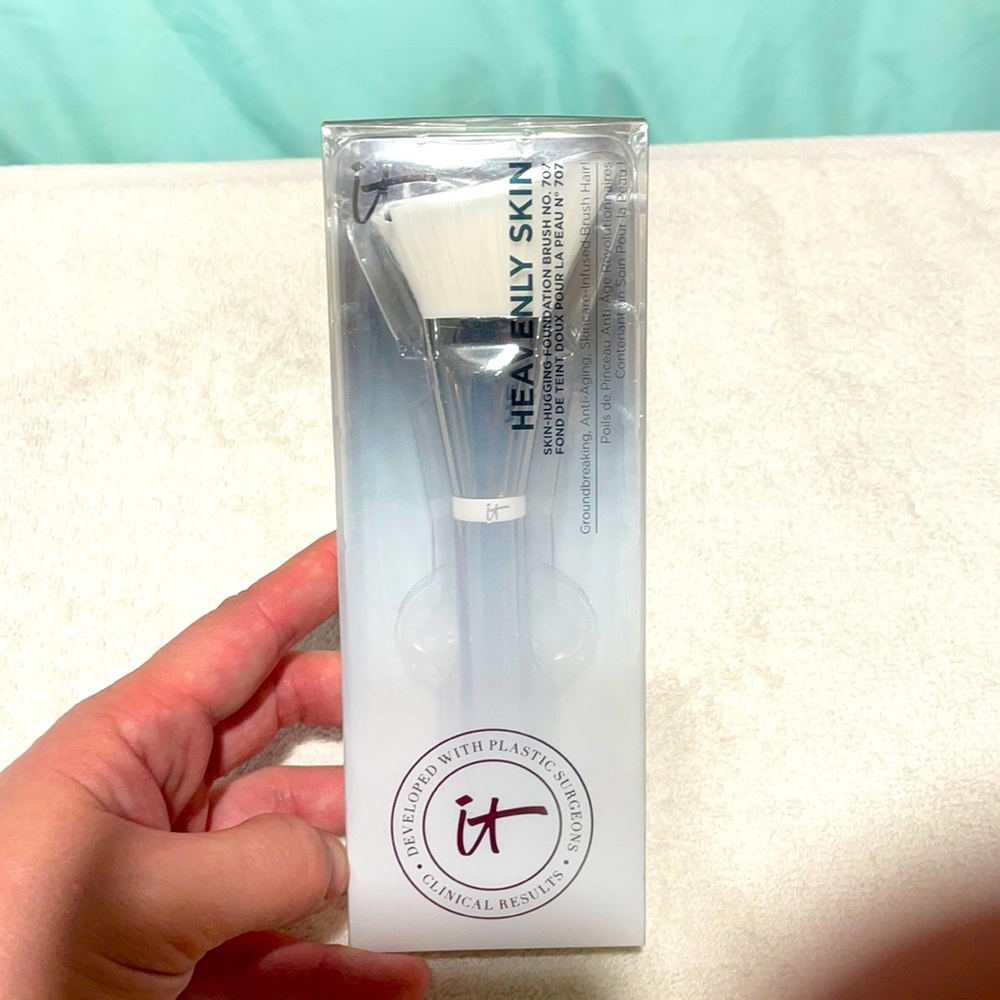 It Cosmetics